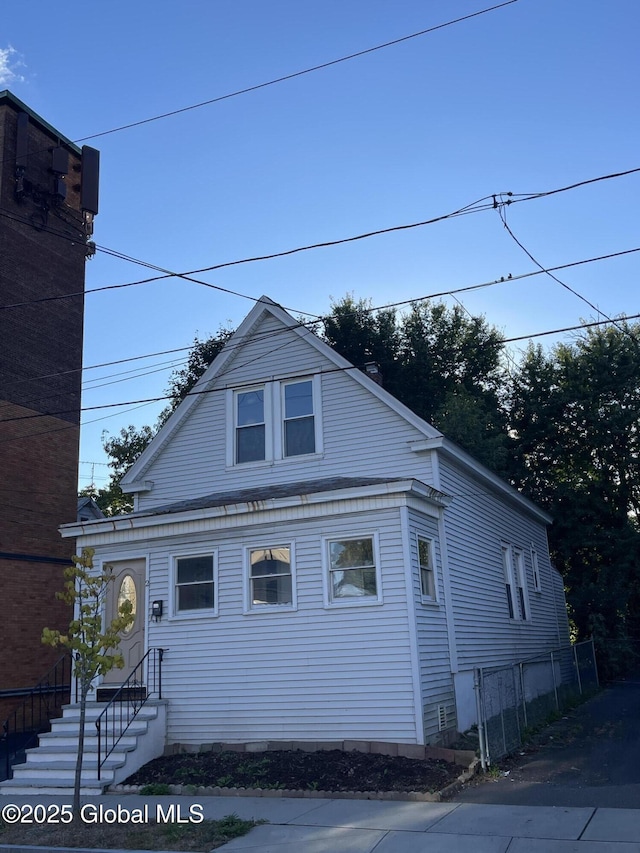 2 Sand St, Albany, NY 12209 - photo 3