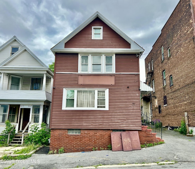 659 Crane St, Schenectady, NY 12303 - photo 2