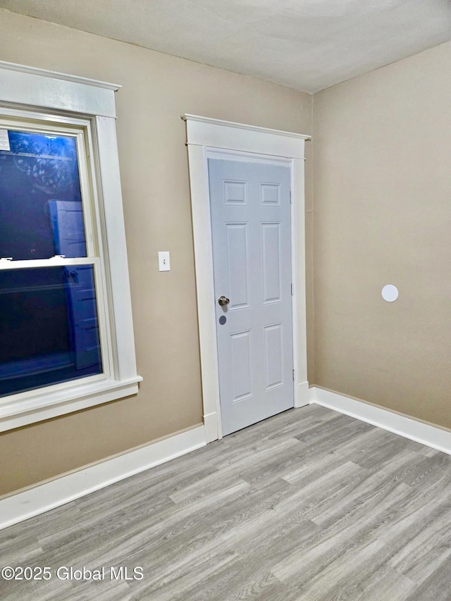 6 Hawk St, Schenectady, NY 12307 - photo 18