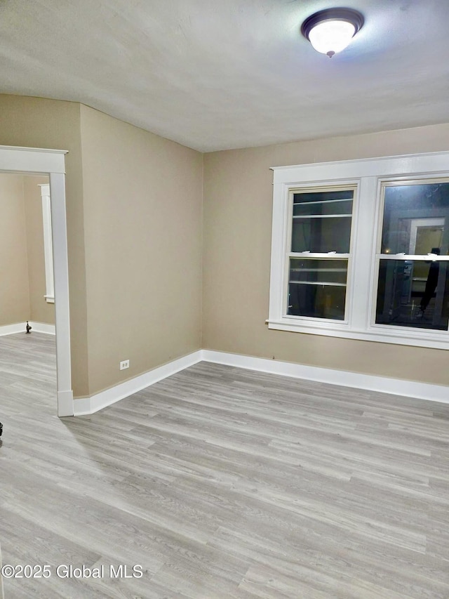 6 Hawk St, Schenectady, NY 12307 - photo 21