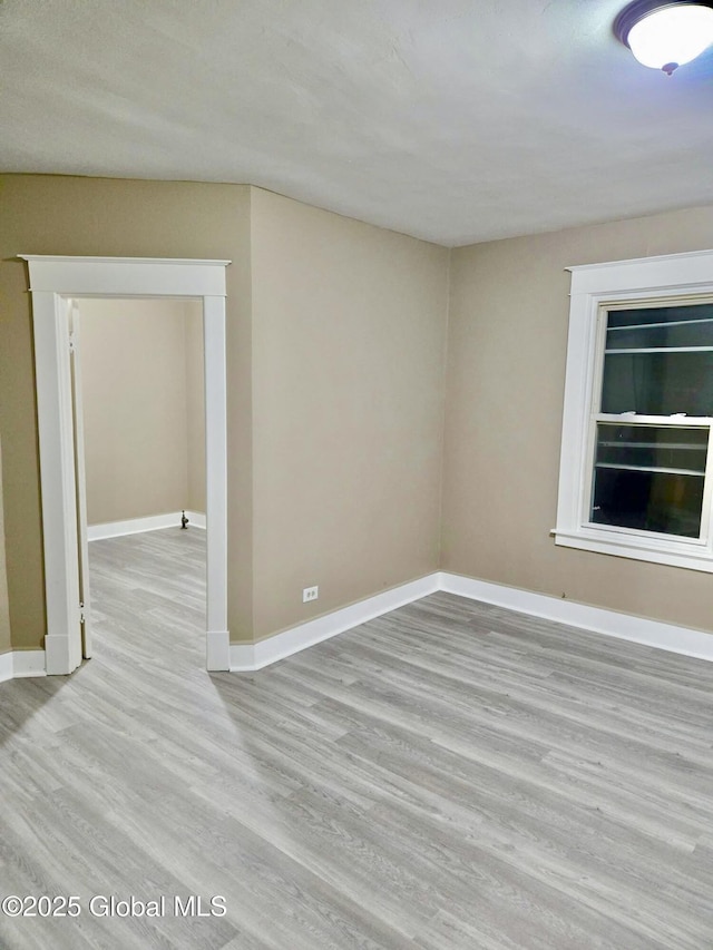 6 Hawk St, Schenectady, NY 12307 - photo 22