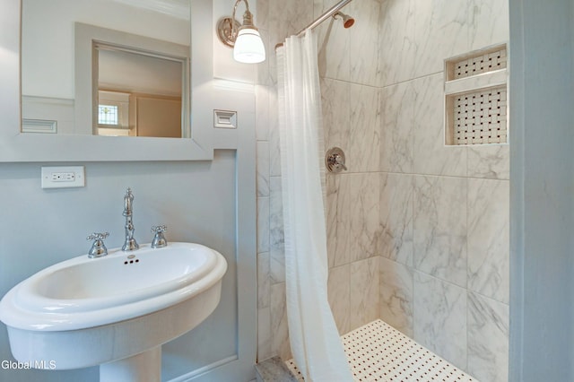 1171 Lowell Rd, Schenectady, NY 12308 - bathroom featuring a tile shower and a sink
