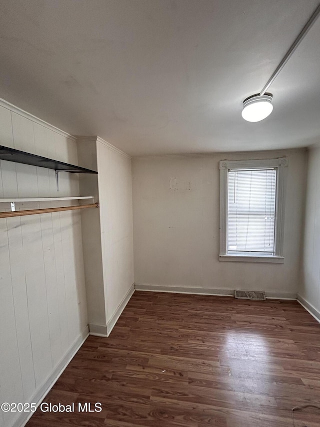 1133 Cutler St, Schenectady, NY 12303 - unfurnished bedroom featuring wood finished floors and a closet