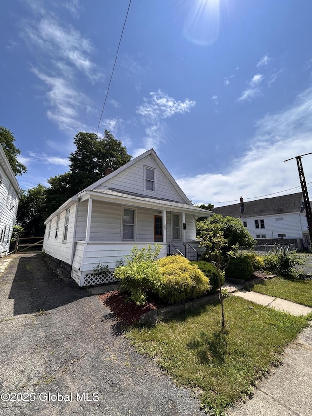 1133 Cutler St, Schenectady, NY 12303 - view of front facade with covered porch