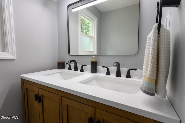7 Shady Gln, Clifton Park, NY 12019 - bathroom featuring double vanity