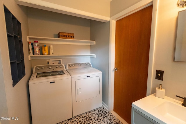 7 Shady Gln, Clifton Park, NY 12019 - laundry room featuring independent washer and dryer and tile patterned flooring