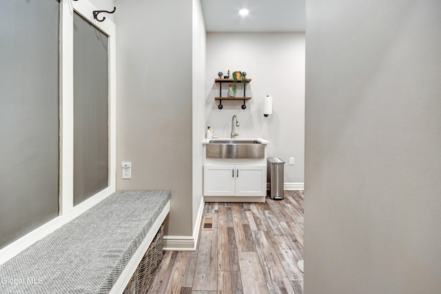 2794 W Lydius St, Schenectady, NY 12306 - mudroom featuring wet bar, light wood-style floors, and recessed lighting