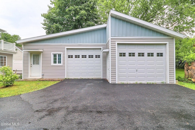 22 Schaffer Dr, Colonie, NY 12047 - photo 27