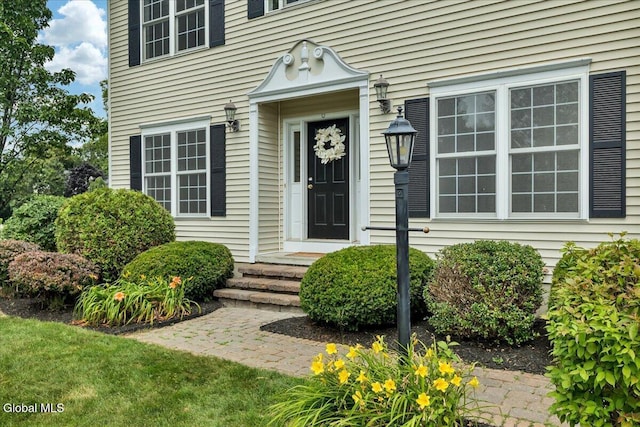 3 Lucille Ln, Malta, NY 12019 - entrance to property