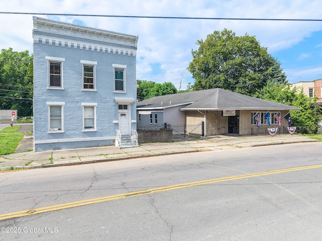 177 Hill St, Troy, NY 12180 - photo 1