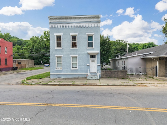 177 Hill St, Troy, NY 12180 - photo 4