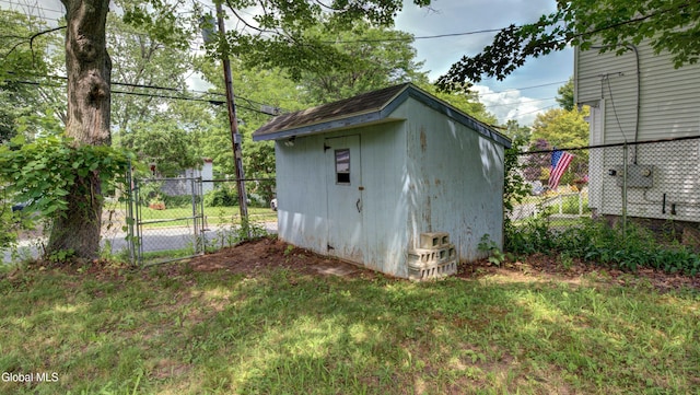 200 Fon Clair St, Johnstown, NY 12095 - view of shed