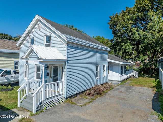 21 Taylor St, Fort Edward, NY 12828 - photo 3