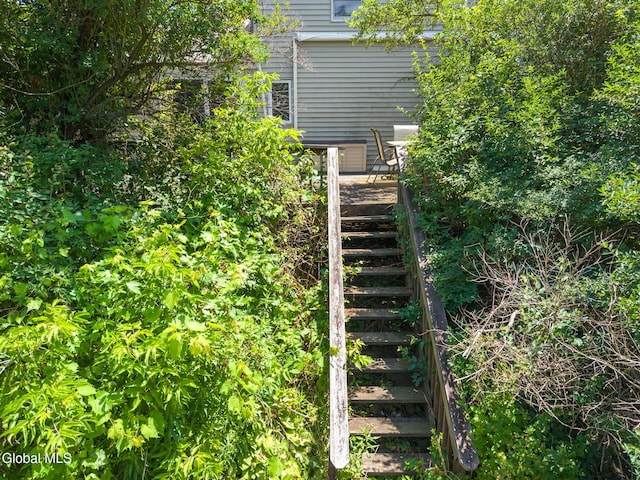 5530 State Highway 30a, Charleston, NY 12066 - exterior view of stairway