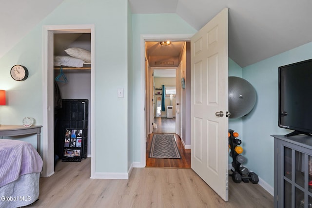 27 Terry Ave, Guilderland, NY 12303 - bedroom with light wood finished floors and lofted ceiling