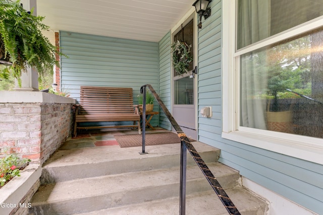 909 Ash Tree Ln, Niskayuna, NY 12309 - view of stairway
