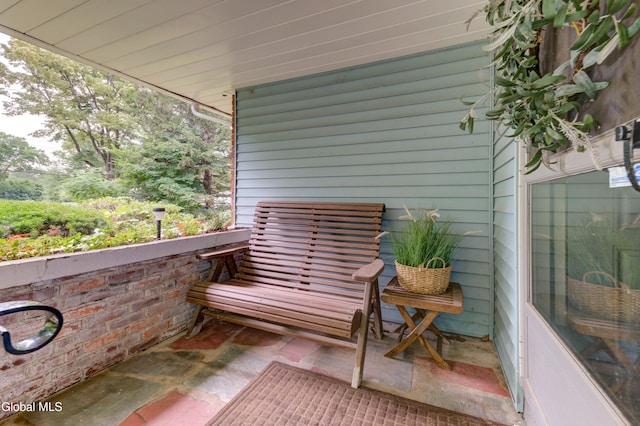 909 Ash Tree Ln, Niskayuna, NY 12309 - view of patio