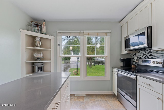 8 Cooks Ct, Halfmoon, NY 12188 - photo 5