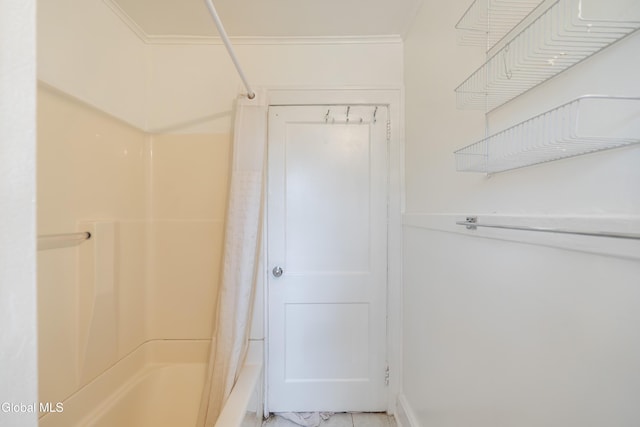 8-10 Spruce St, Rensselaer, NY 12144 - bathroom featuring shower / bathtub combination with curtain and ornamental molding