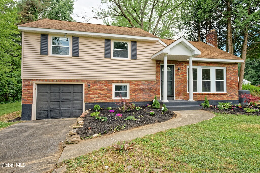 105 Charlton Rd, Glenville, NY 12019 - photo 1