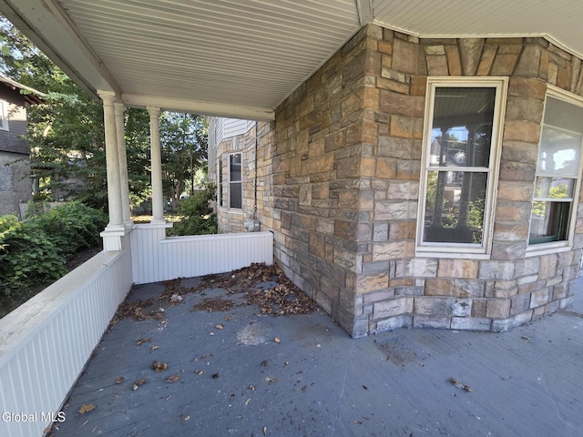 2 Maple Ave, Albany, NY 12208 - photo 4