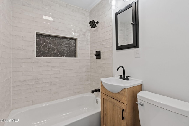 10 Perry Ave, Colonie, NY 12110 - full bath featuring  shower combination and vanity