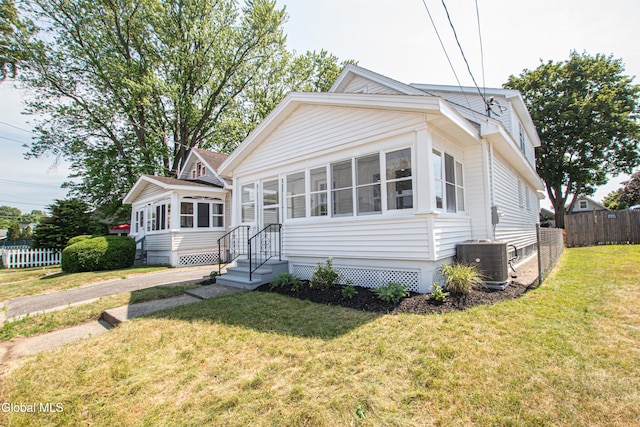 1628 Hawthorne St, Schenectady, NY 12303 - view of bungalow-style house