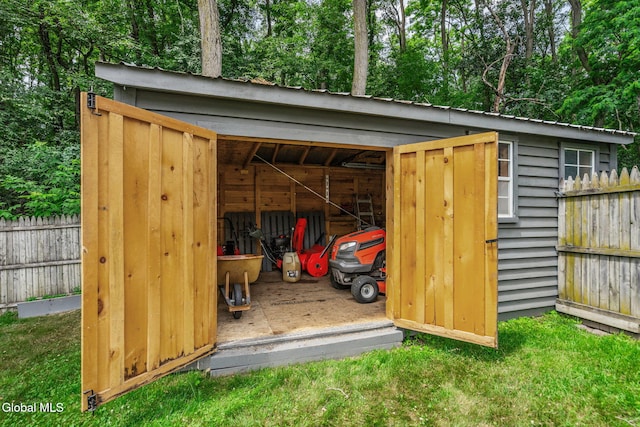 145 Sylvia Ln, Rotterdam, NY 12306 - view of outbuilding with view of wooded area