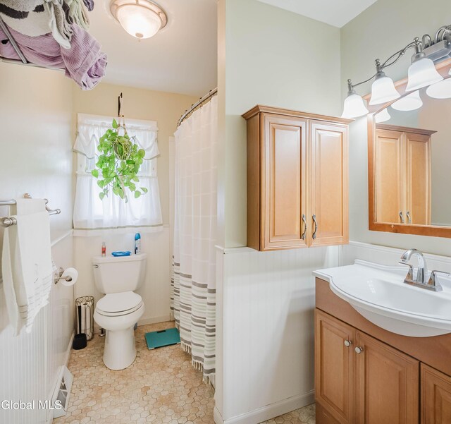 10 Tower Hts, Colonie, NY 12211 - full bathroom with vanity and curtained shower