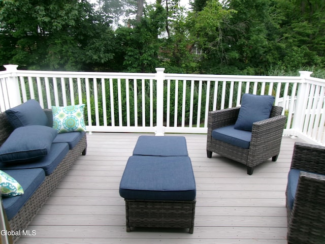 22 Frances Ln, Bethlehem, NY 12203 - view of deck