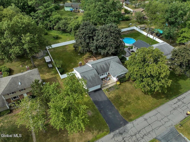 611 Via Ponderosa, Schenectady, NY 12303 - aerial view of a pool