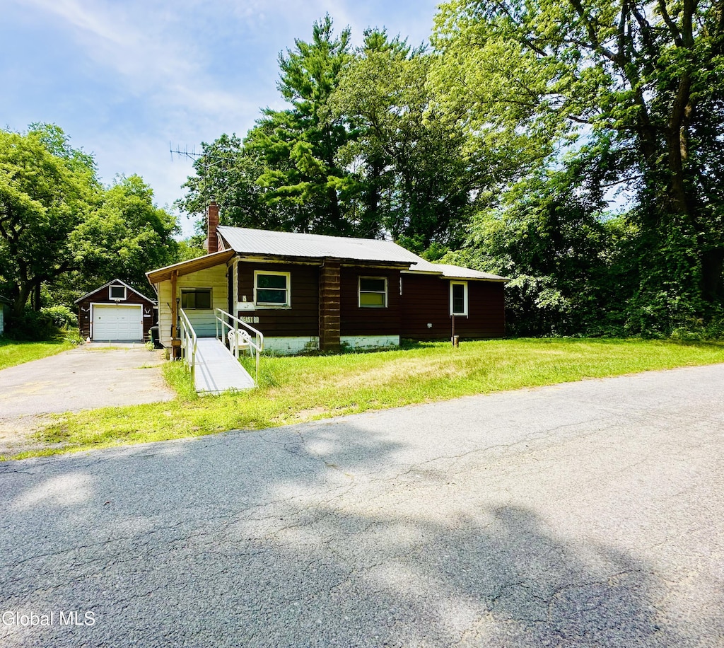 15 E Rd, Queensbury, NY 12804 - photo 1