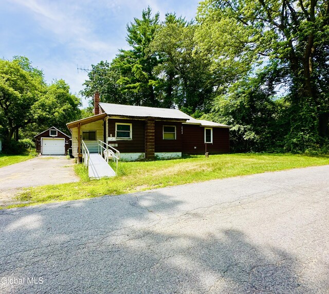 15 E Rd, Queensbury, NY 12804 - photo 1