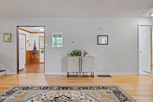12 Curt Blvd, Saratoga Springs, Outside, NY 12866 - photo 6