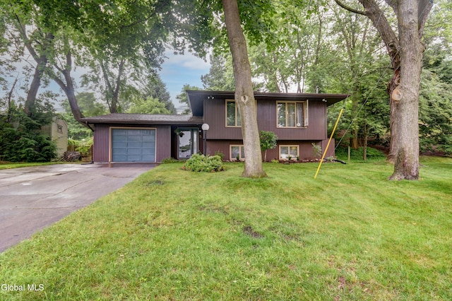 5 Wendfair Ter, Colonie, NY 12205 - view of front facade with a garage, driveway, and a front yard