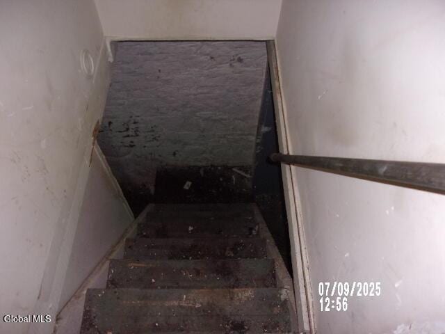 20 N 4th Ave, Ilion, NY 13357 - view of stairs