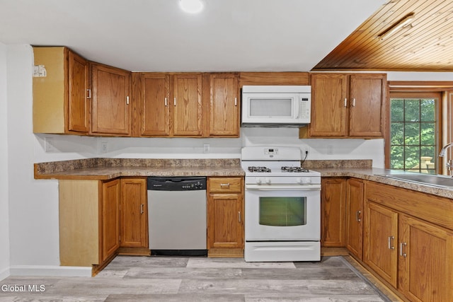 31 Hidley Ave, North Greenbush, NY 12198 - photo 14