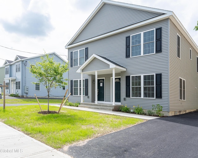 424 Summit Ave, Schenectady, NY 12307 - view of front facade featuring a front lawn