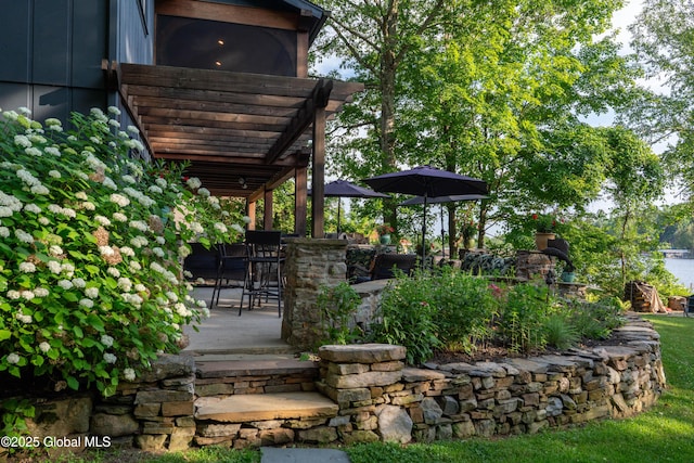 83 Pilot Knob Rd, Queensbury, NY 12804 - view of property's community featuring a patio area