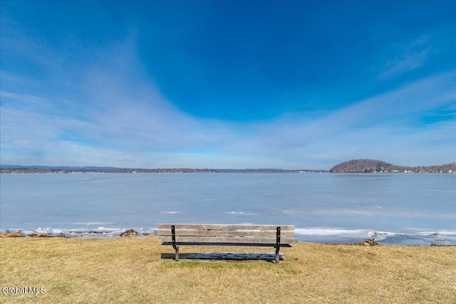 3 Pine Ridge Rd, Saratoga Springs, NY 12866 - water view