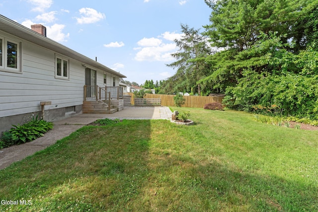 2351 Oakland Ave, Schenectady, NY 12309 - view of yard with a patio area