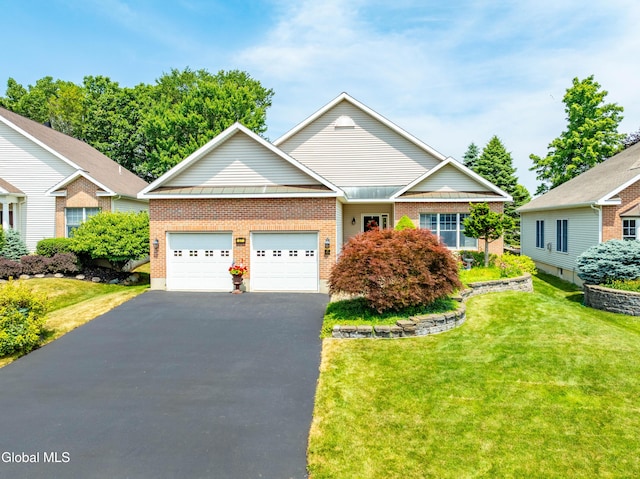 27 Cheshire Way, Colonie, NY 12211 - photo 1