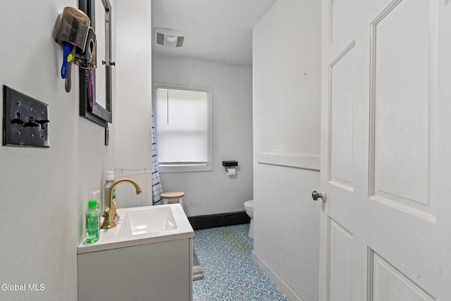 152 Charleston St, Esperance, NY 12066 - bathroom with baseboards and vanity