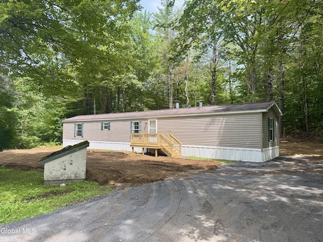 187 Alpine Meadows Rd, Greenfield, NY 12859 - photo 1