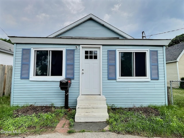 149 Exchange St, Colonie, NY 12205 - bungalow with entry steps