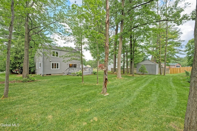 35 Warwick Way, Niskayuna, NY 12309 - view of yard with a wooden deck