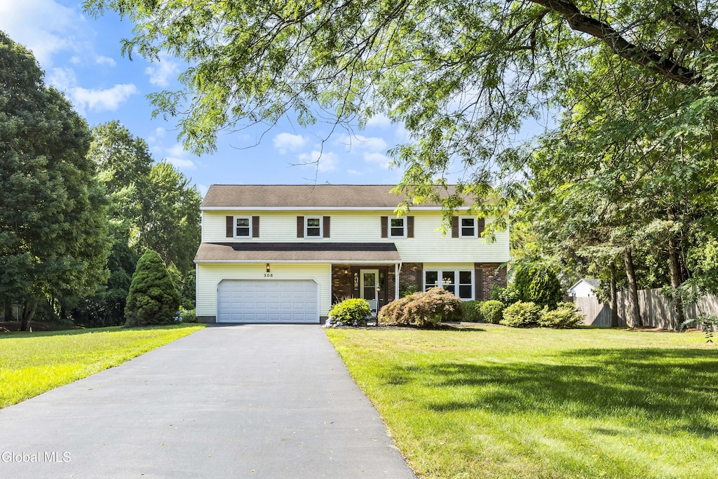 308 Polsinelli Dr, Guilderland, NY 12303 - photo 1