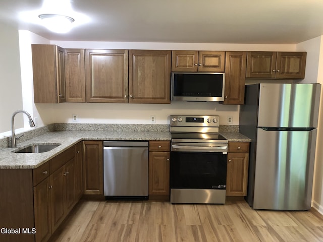 13 Wake Robin Rd, Malta, NY 12020 - photo 8
