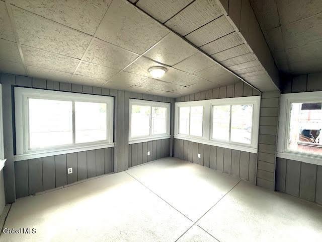 1338 Crane St, Schenectady, NY 12303 - view of unfurnished sunroom