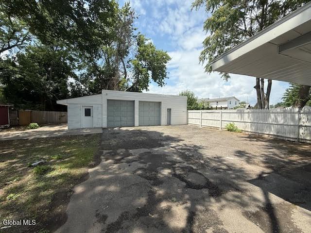 1338 Crane St, Schenectady, NY 12303 - view of detached garage